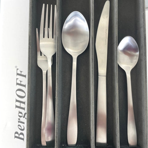 Image 2 of Essentials 20Pc 18/10 Stainless Steel Flatware Set, Taper