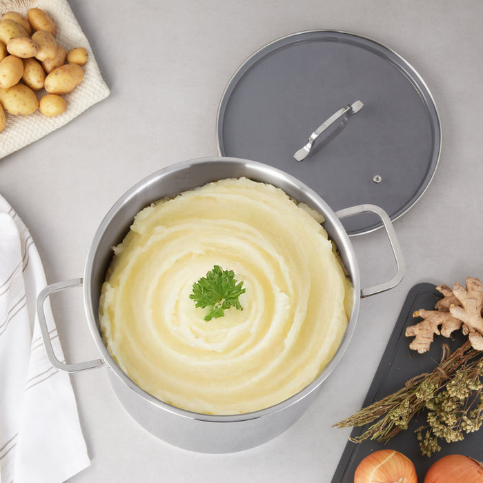 Image 6 of DiNA Helix 18/10 Stainless Steel 15.85qt. Stockpot 11", Glass Lid