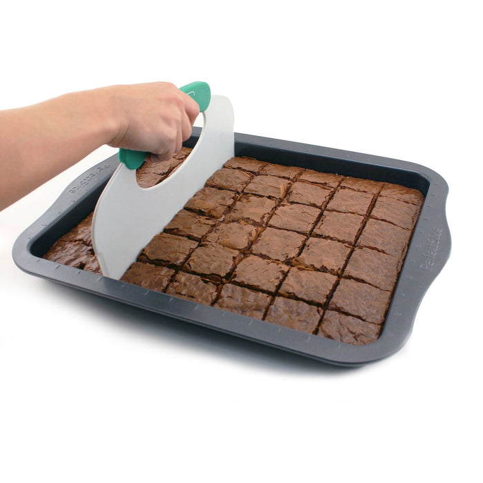 BergHOFF Perfect Slice 14" Cookie Sheet with Tool - Baking & Cookie Sheets