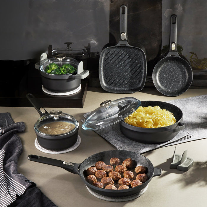 BergHOFF GEM Nonstick Aluminum 7" Sauce Pan 1.9qt., Detachable Handle, Glass Lid - Saucepans