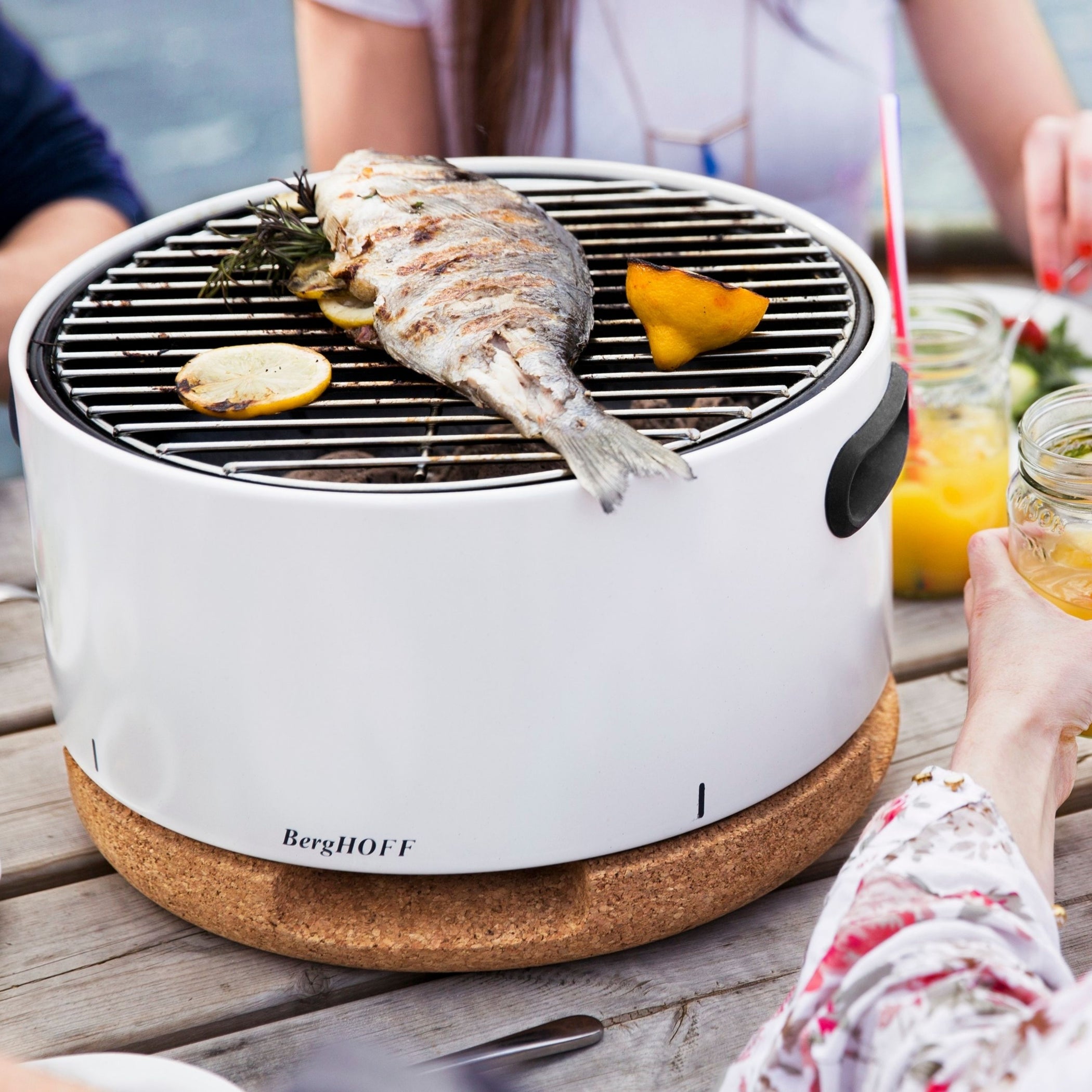 BergHOFF Leo Portable Tabletop Barbecue Charcoal Grill, White