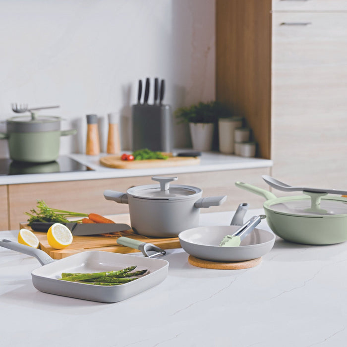 BergHOFF Balance Nonstick Ceramic Stockpot 8", 3.3qt. With Glass Lid, Moonmist - Stock Pots
