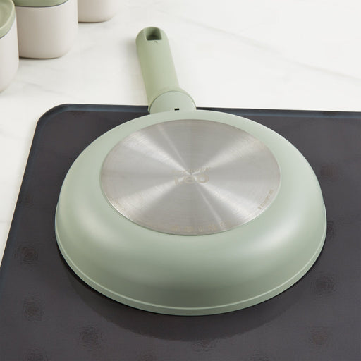 BergHOFF Balance Nonstick Ceramic Frying Pan 8", Sage - Skillets & Frying Pans