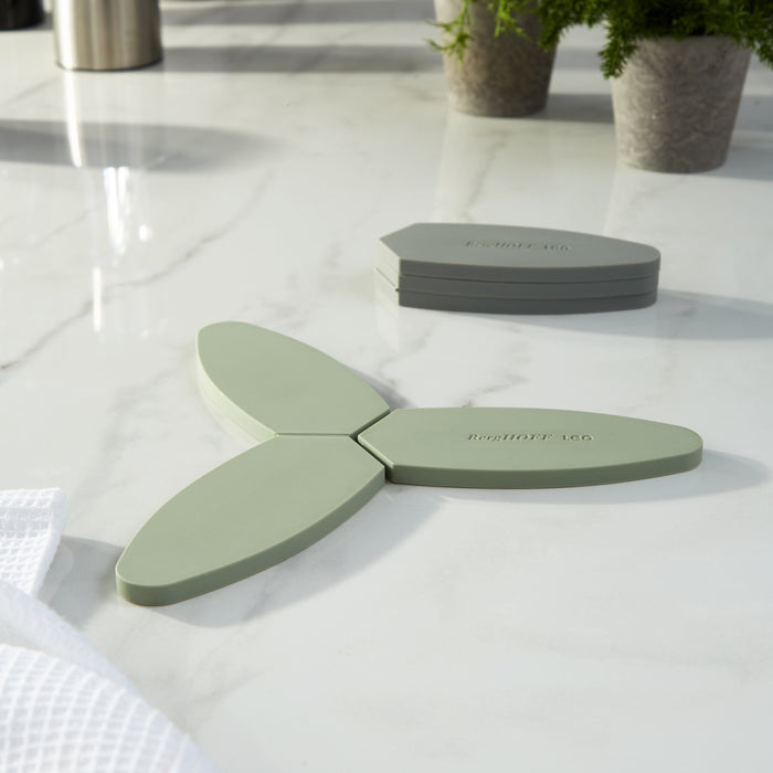 BergHOFF Leo Balance Silicone Foldable and Magnetic Trivet 9.5", Moonmist