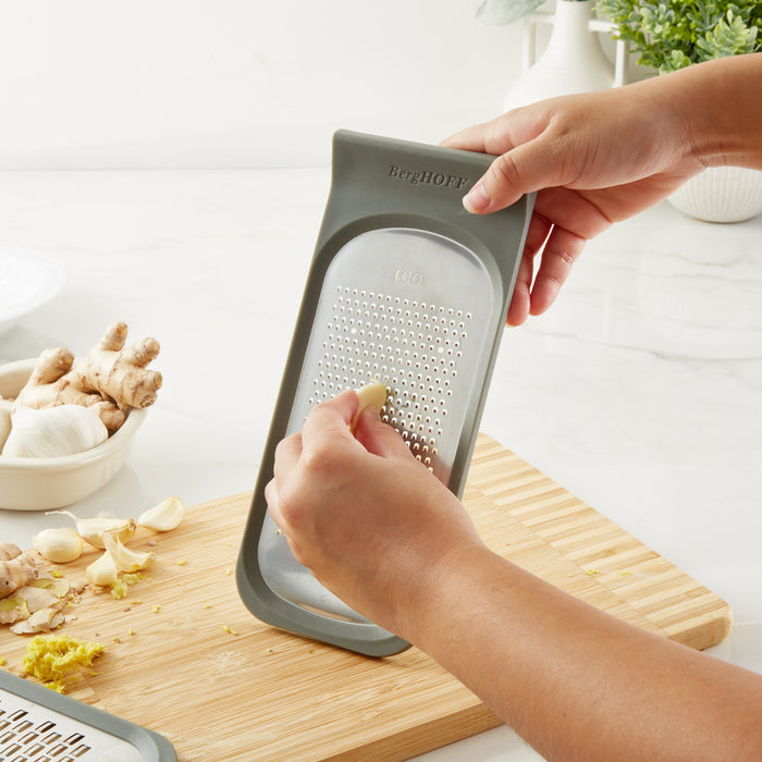 Image 6 of Leo Balance 18/10 Stainless Steel Double Coarse and Ribbon Grater, 9.5"