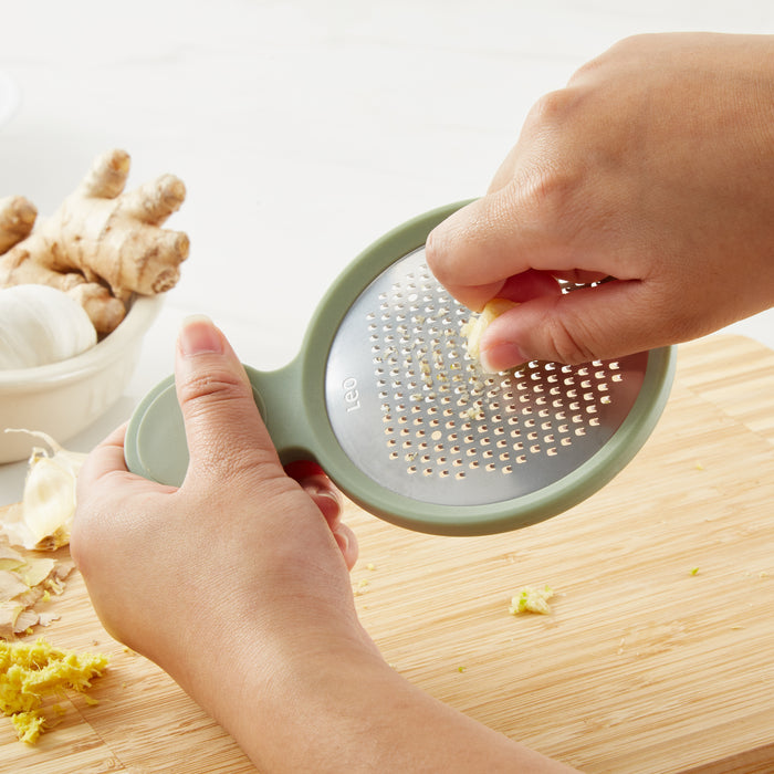 Image 5 of Leo Balance 18/10 Stainless Steel Round Fine Paddle Grater, 6"