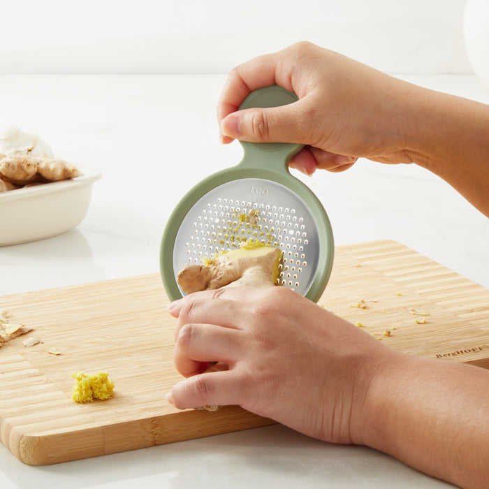 Image 6 of Leo Balance 18/10 Stainless Steel Round Fine Paddle Grater, 6"