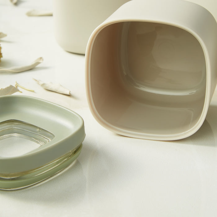 Image 4 of Leo Balance 4Pc Covered Food Container Set, 5.4oz, Recycled Material