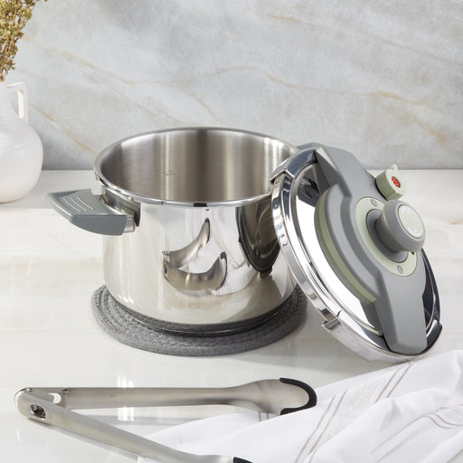 Image 2 of Leo Vita Stainless Steel Pressure Cooker 6qt.