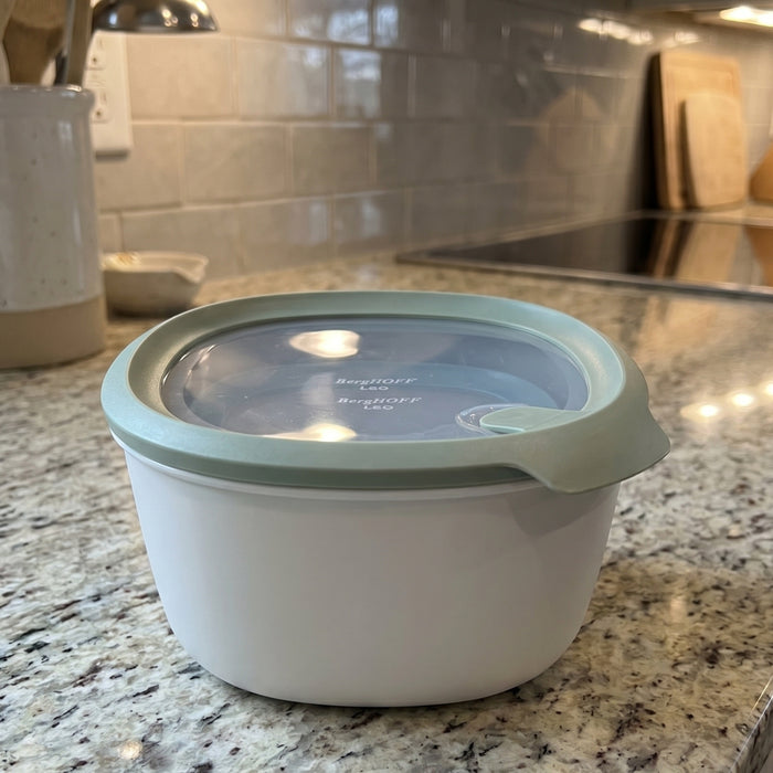 Image 7 of Leo Balance To Go 2pc Food Storage Container Set