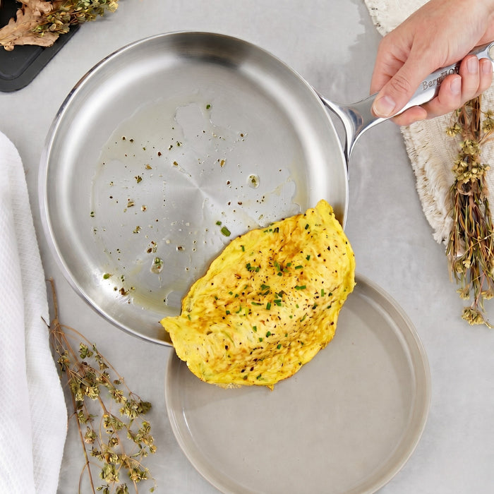 Image 3 of Belly Tri-Ply 18/10 Stainless Steel 9.5" Fry Pan, Stellar