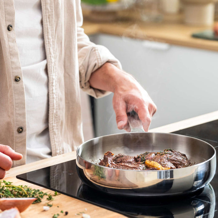 Image 6 of Belly Tri-Ply 18/10 Stainless Steel 11" Fry Pan, Stellar