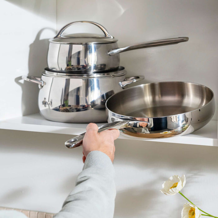 Image 6 of Belly Tri-Ply 18/10 Stainless Steel 6" Saucepan 2qt. with Lid, Stellar
