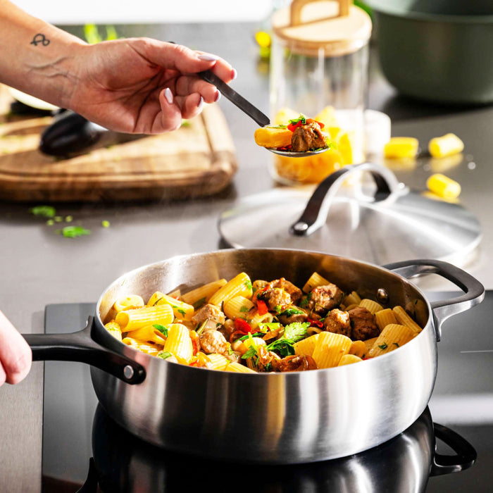 Image 4 of Belly Tri-Ply 18/10 Stainless Steel 9.5" Saute Pan 3qt. with Lid, Smokey Black