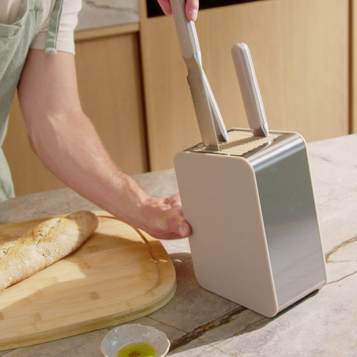 BergHOFF Elements Stainless Steel 8" Bread Knife, Sand - Kitchen Knives