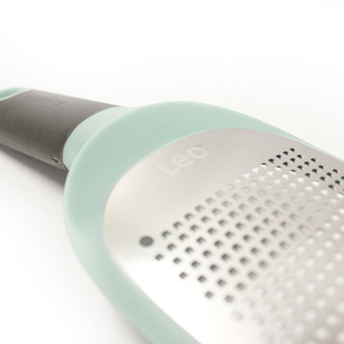 Image 3 of Leo Paddle Grater, Green