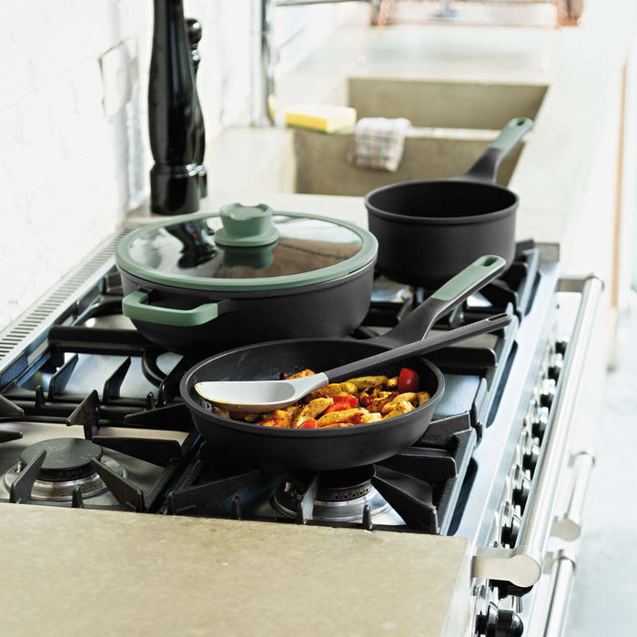 BergHOFF Graphite Non-stick Ceramic Frying Pan/Skillet 8, Recycled  Aluminum, Non-toxic Coating, Full Disk Bottom, Stir Fry Eggs Veggies Oven